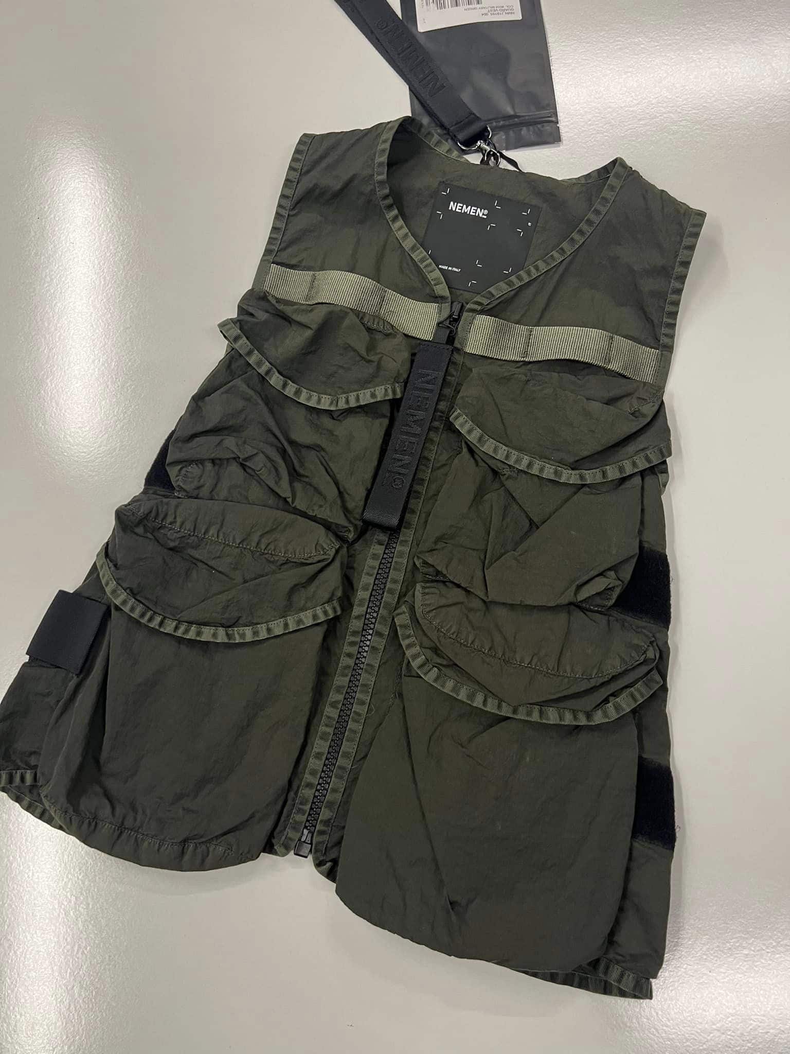 NEMEN / NMN_GUARD VEST COLORS: #004 MILITARY GREEN-  Small / 19.5” p2p - Image 1