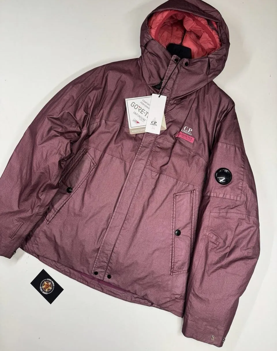 img_8636-2 CP Company 155A Goretex Infinium Mixed Hooded 2 in 1 Jacket in purple - Image 1