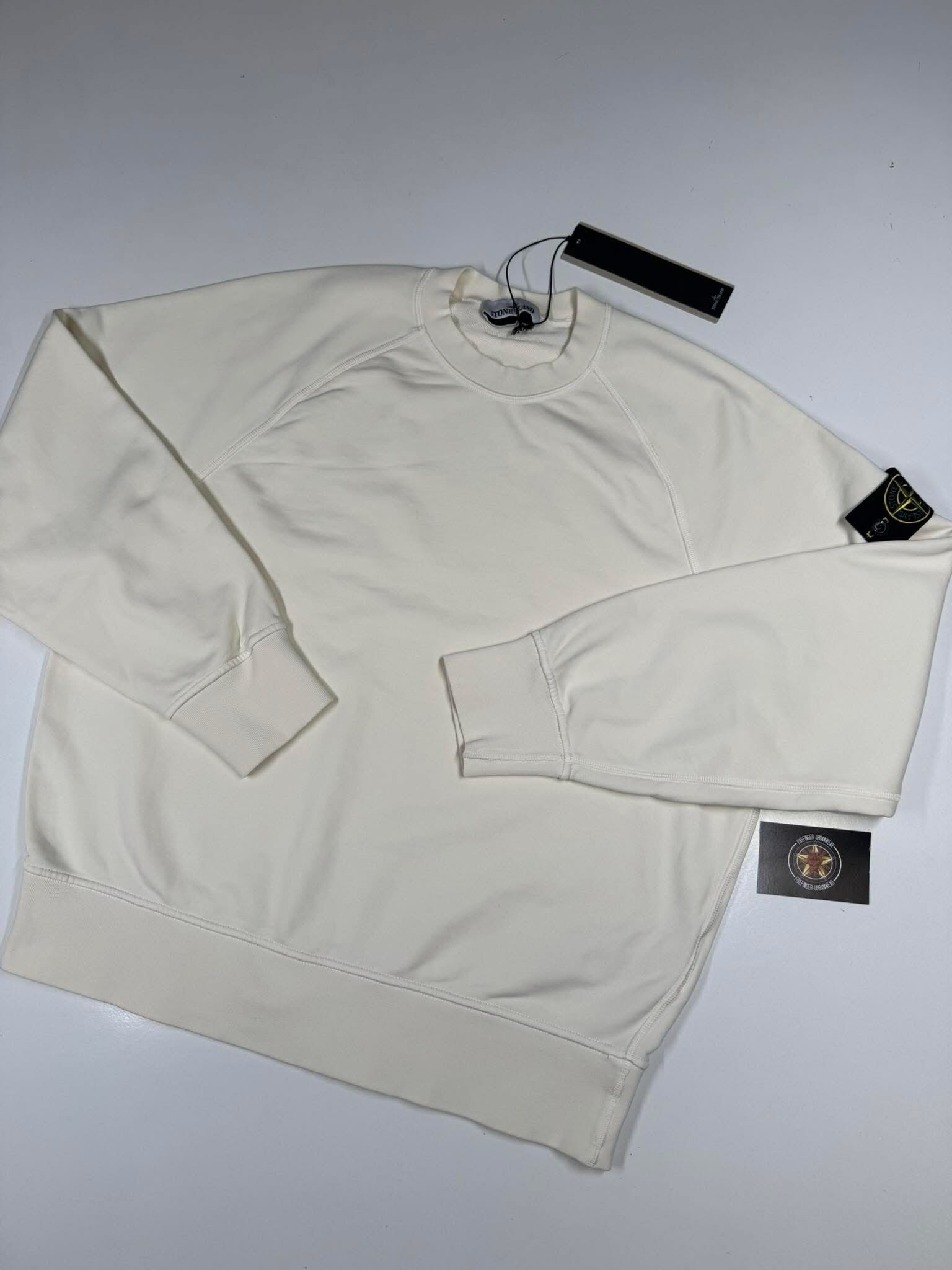 STONE ISLAND sweatshirt in Pistachio 

Medium  / 24” P2P - Image 1