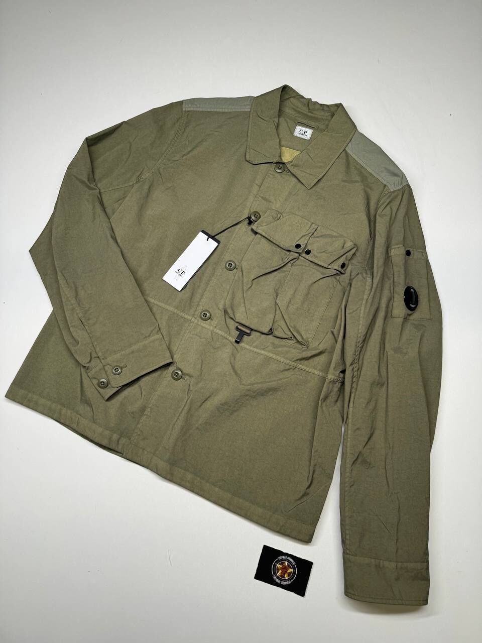 img_9359 CP Company 101A Taylon P Overshirt in green - Image 1