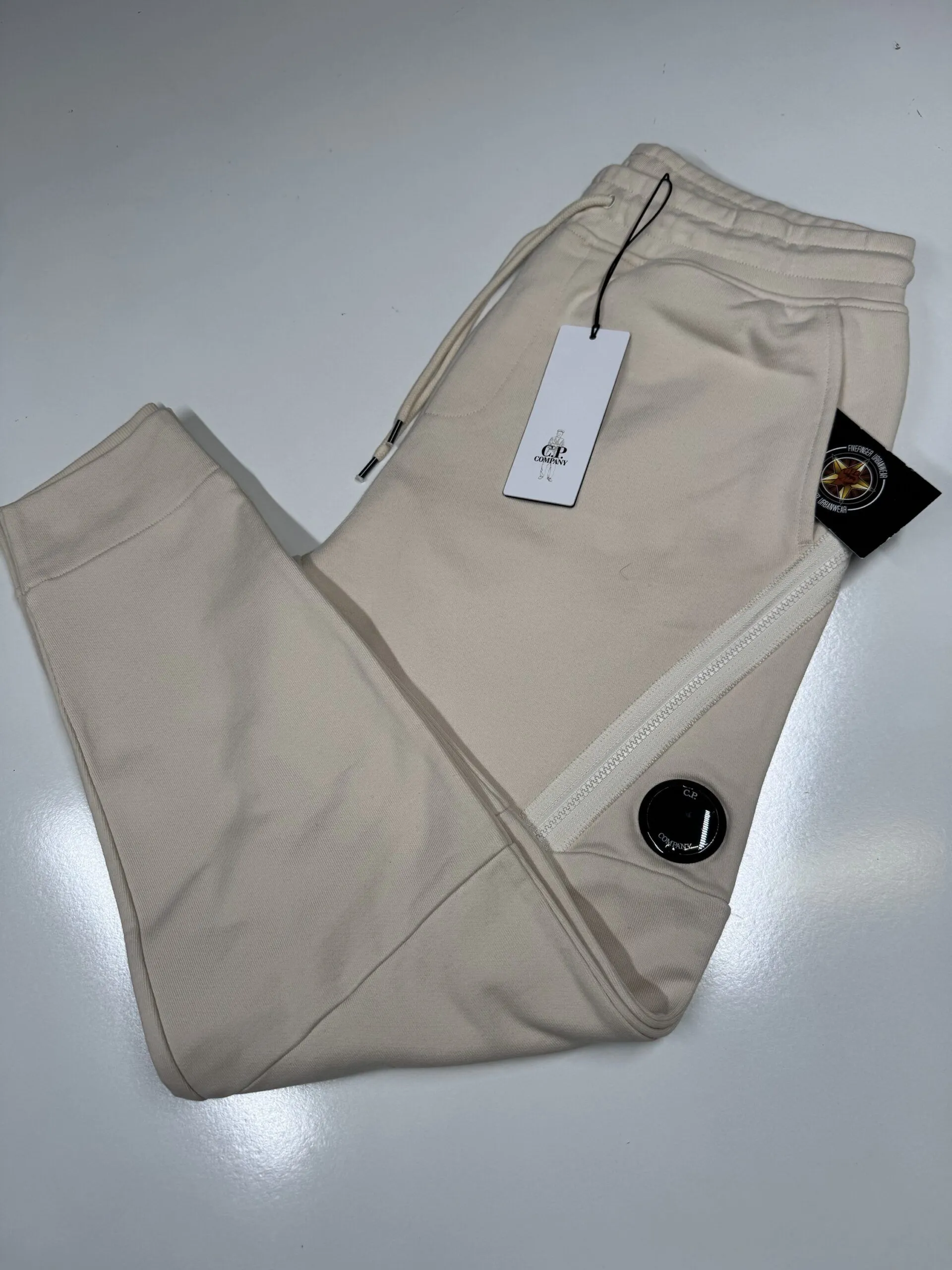 img_8574-3 CP COMPANY 084A DIAGONAL RAISED FLEECE JOGGING PANTS IN PISTACHIO/ 402 - Image 1