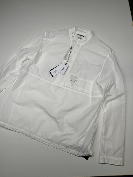 CP Company 140A Metropolis Taylon L popover Henley overshirt in white - Image 1