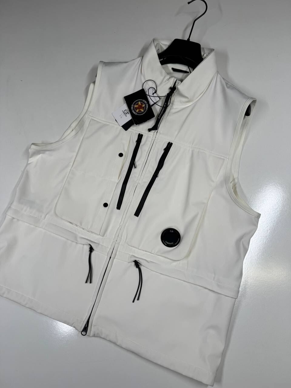 CP Company  105A C.P. Shell-R Lens Gilet / Vest in White - Image 1