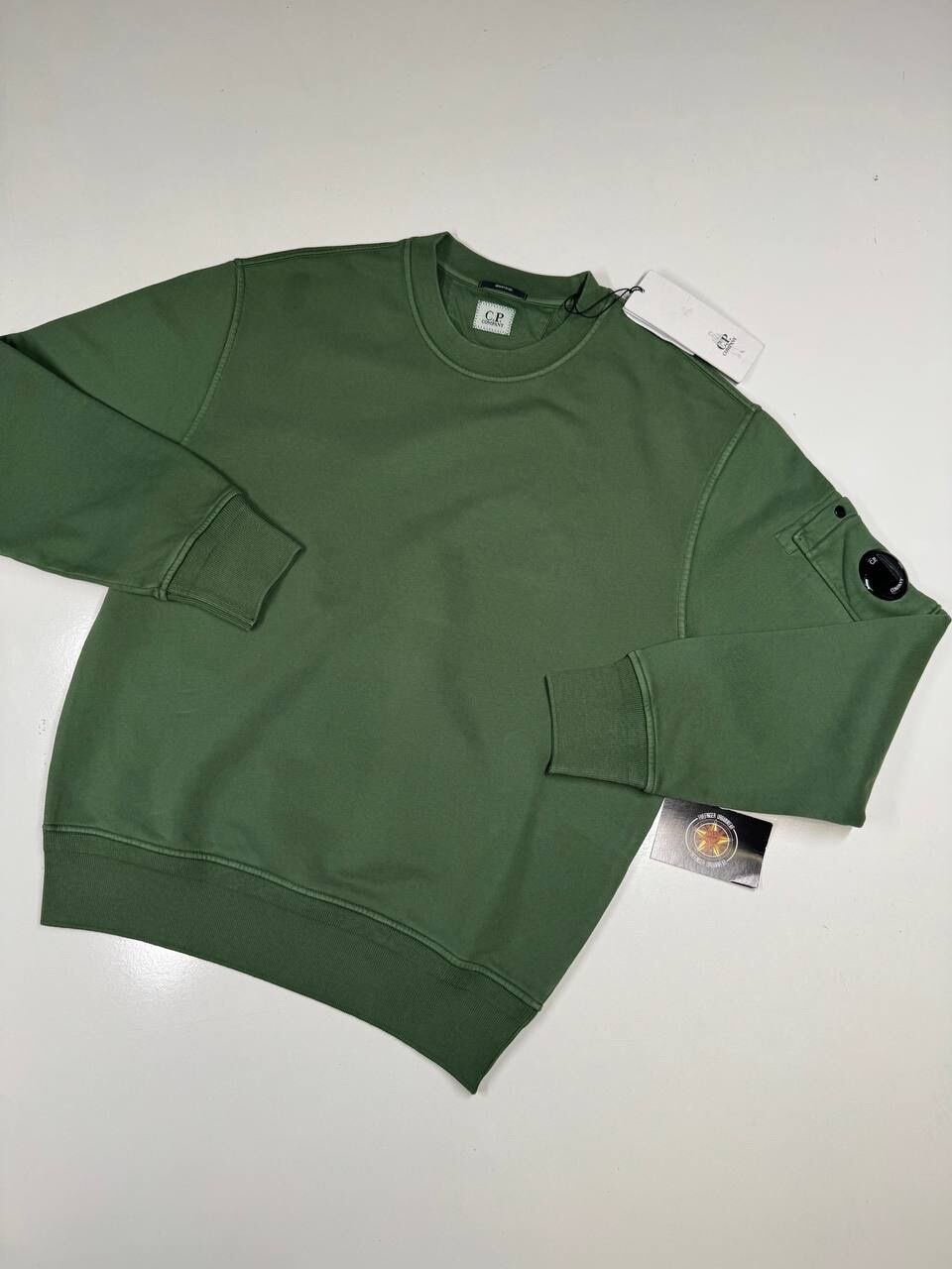 CP COMPANY 098A Cotton Diagonal Fleece Crewneck Sweatshirt in green    -      XS  / 21.5" p2p. - Image 1