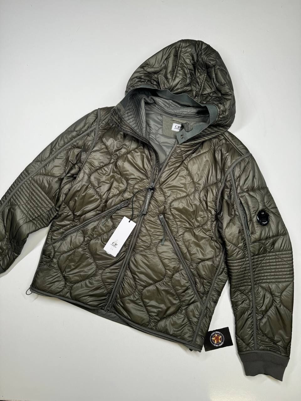 img_8395 CP COMPANY 009A LINER hooded jacket with primaloft- Grape Leaf Green - Large / P2P 23” - Image 1
