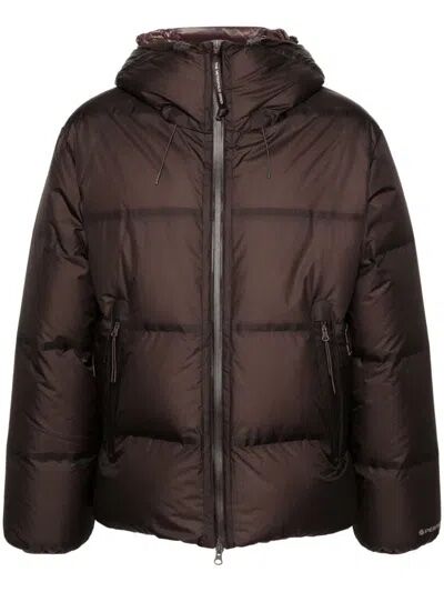 img_0752-2 C.P. COMPANY 006A METROPOLIS PERTEX HOODED DOWN JACKET IN RUM & RAISEN - Image 1