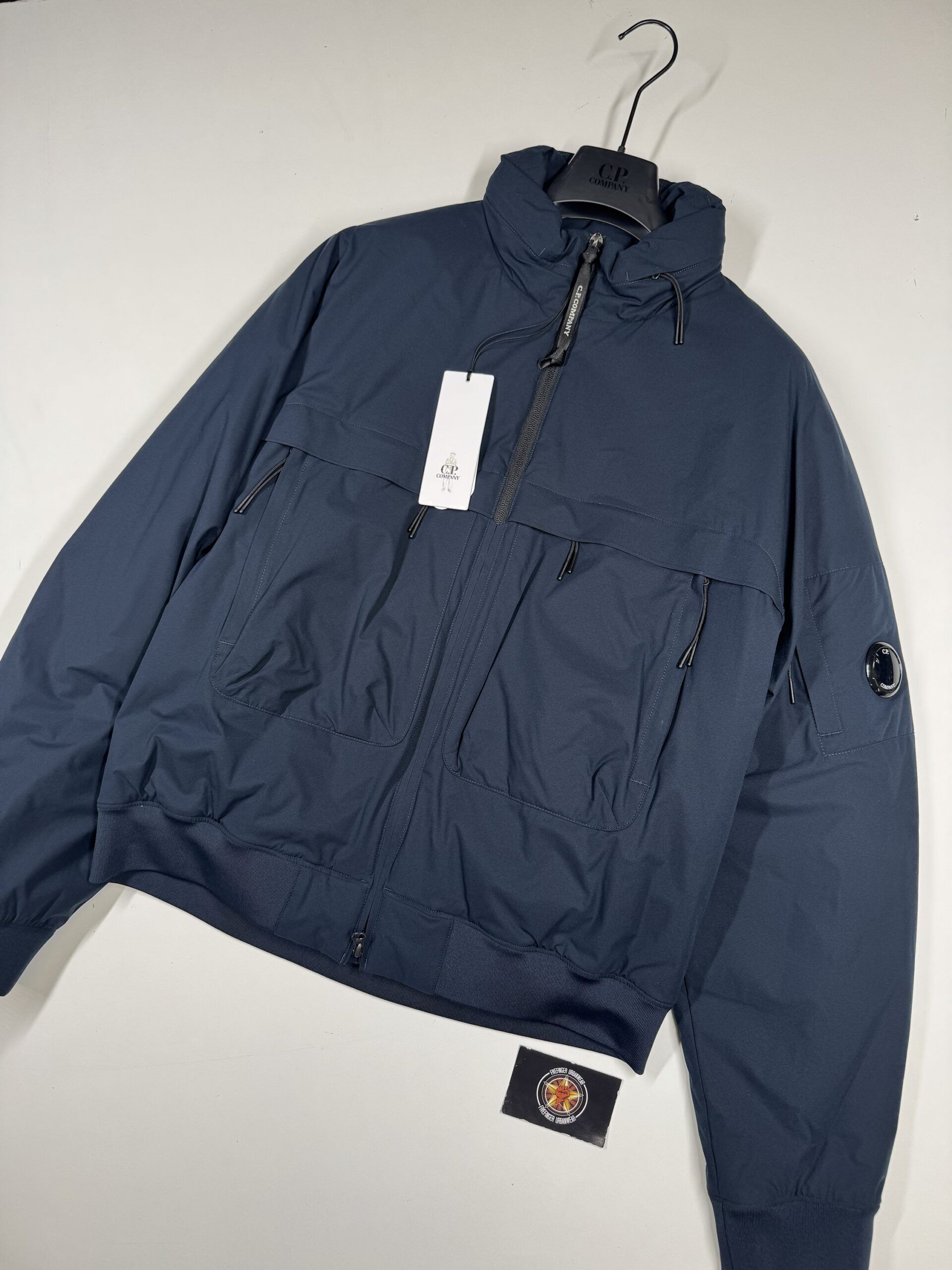 CP COMPANY PRO-TEK SHORT JACKET WITH PRIMALOFT - NAVY /888 - Image 1