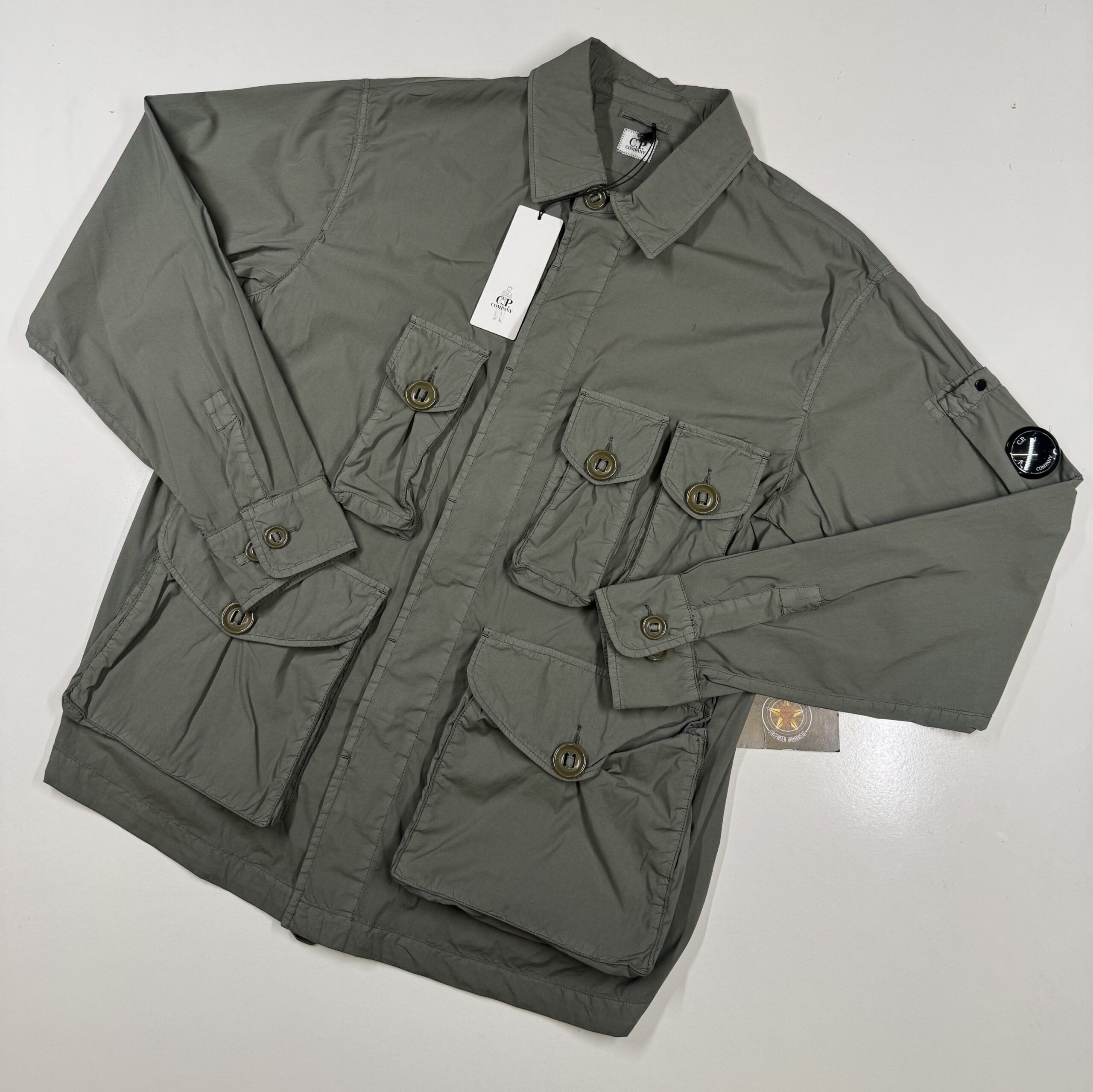 CP company 018A 50 Fili stretch overshirt with Multi pockets in Green Thyme - Image 1