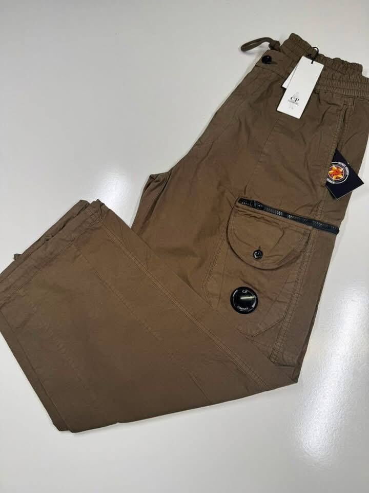 img_9963-2 CP Company 094A Cargo Pants in microreps no peach. - DK Green - Size 46 / w30”/L32”. - Image 1