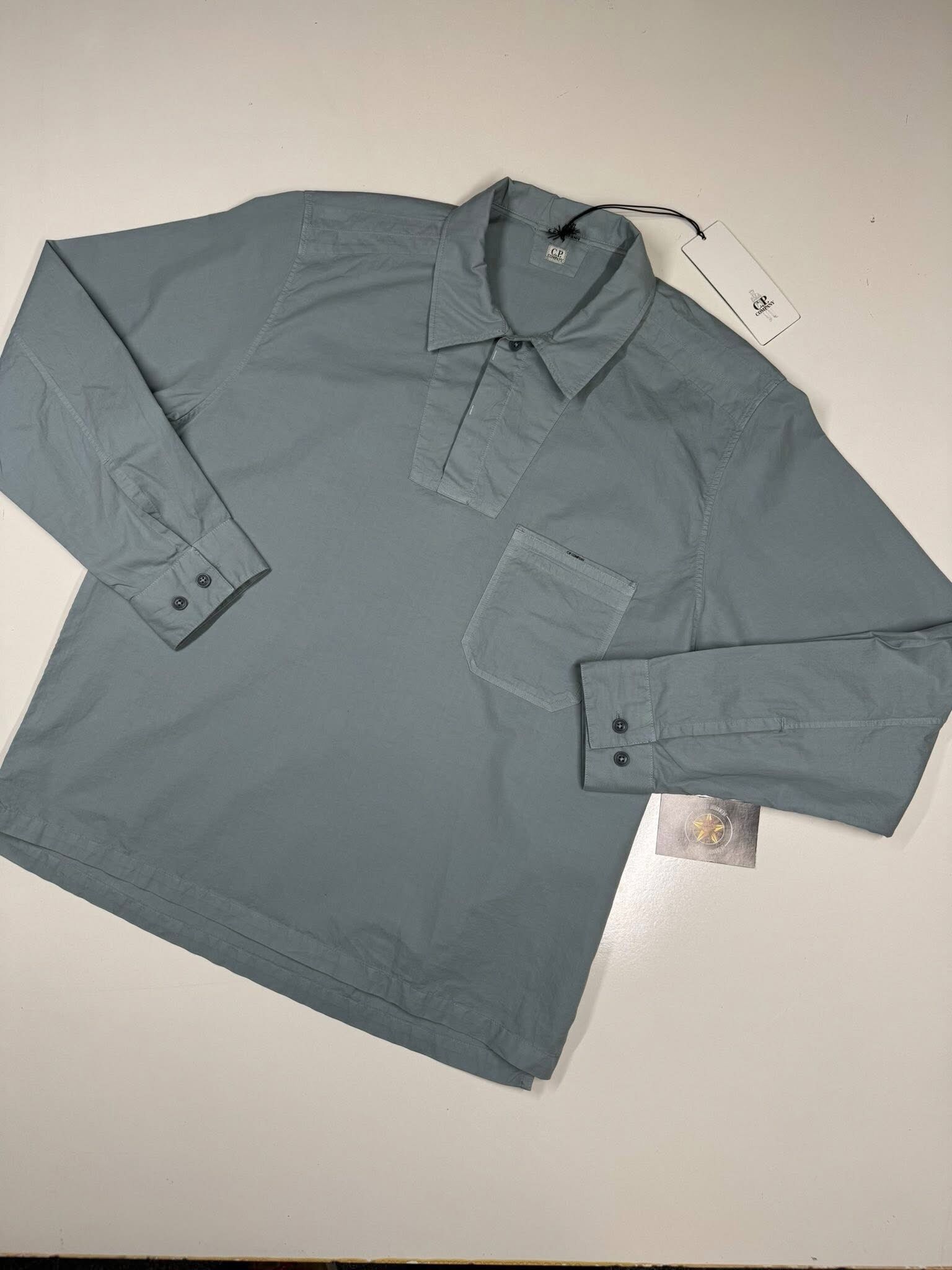 CP COMPANY 083A Organic Gabardine overhead shirt in light blue • Reg Fit•   Large  / P2P 23” - Image 1