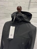 CP Company  C.P. Shell-R Goggle Jacket in black - Image 5