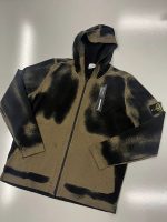 STONE ISLAND 545D9 HAND SPRAYED AIRBRUSH TREATMENT Hooded cardigan knit made in raw hand cotton.