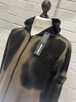 STONE ISLAND 545D9 HAND SPRAYED AIRBRUSH TREATMENT Hooded cardigan knit made in raw hand cotton. - Image 5
