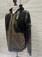 STONE ISLAND 545D9 HAND SPRAYED AIRBRUSH TREATMENT Hooded cardigan knit made in raw hand cotton. - Image 6