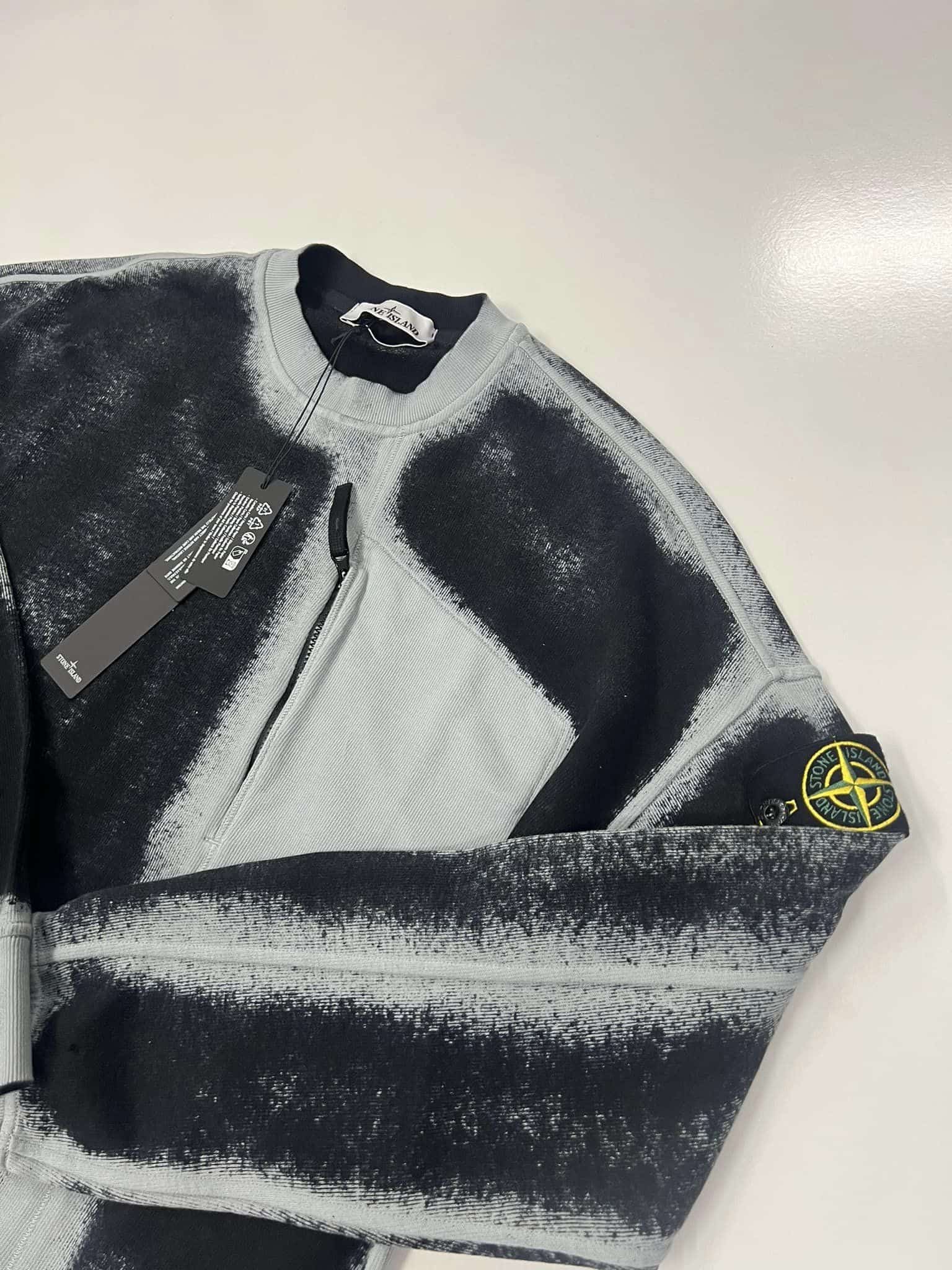 STONE ｜SWEATSHIRTS (627T2 Hand Sprayed Airbrush T STONE ISLAND 627T2 HAND SPRAYED AIRBRUSH TREATMENT