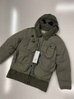 CP COMPANY U16 Flatt Nylon Goggle Down Jacket in green - Age 8 / p2p 18"