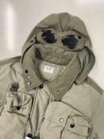 CP COMPANY U16 Flatt Nylon Goggle Down Jacket in green - Age 8 / p2p 18" - Image 3