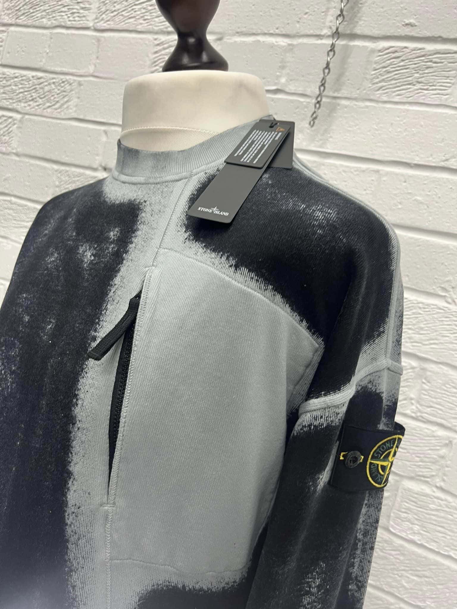 STONE ｜SWEATSHIRTS (627T2 Hand Sprayed Airbrush T STONE ISLAND 627T2 HAND SPRAYED AIRBRUSH TREATMENT
