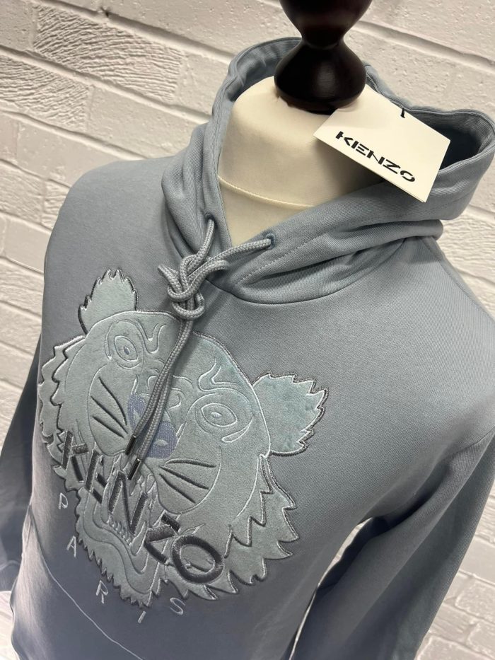 KENZO Festive Tiger Original hooded sweatshirt in blue. - Image 6