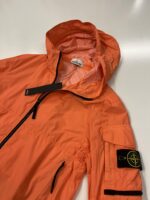 STONE ISLAND 40632 NASLAN LIGHT WATRO GARMENT DYED JACKET IN ORANGE. MEDIUM - Image 7