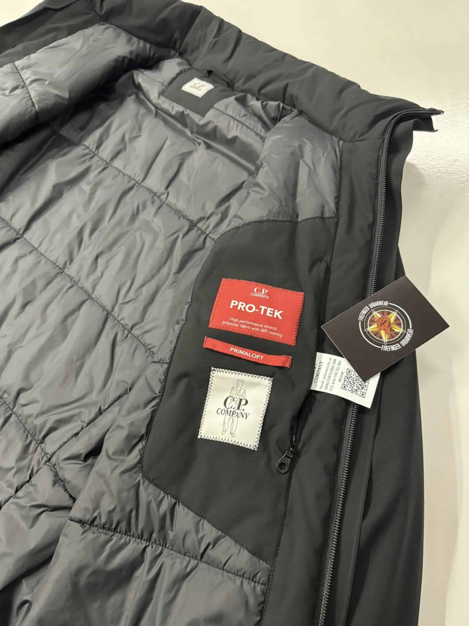 CP COMPANY PRO-TEK JACKET WITH PRIMALOFT IN BLACK - Size 50 