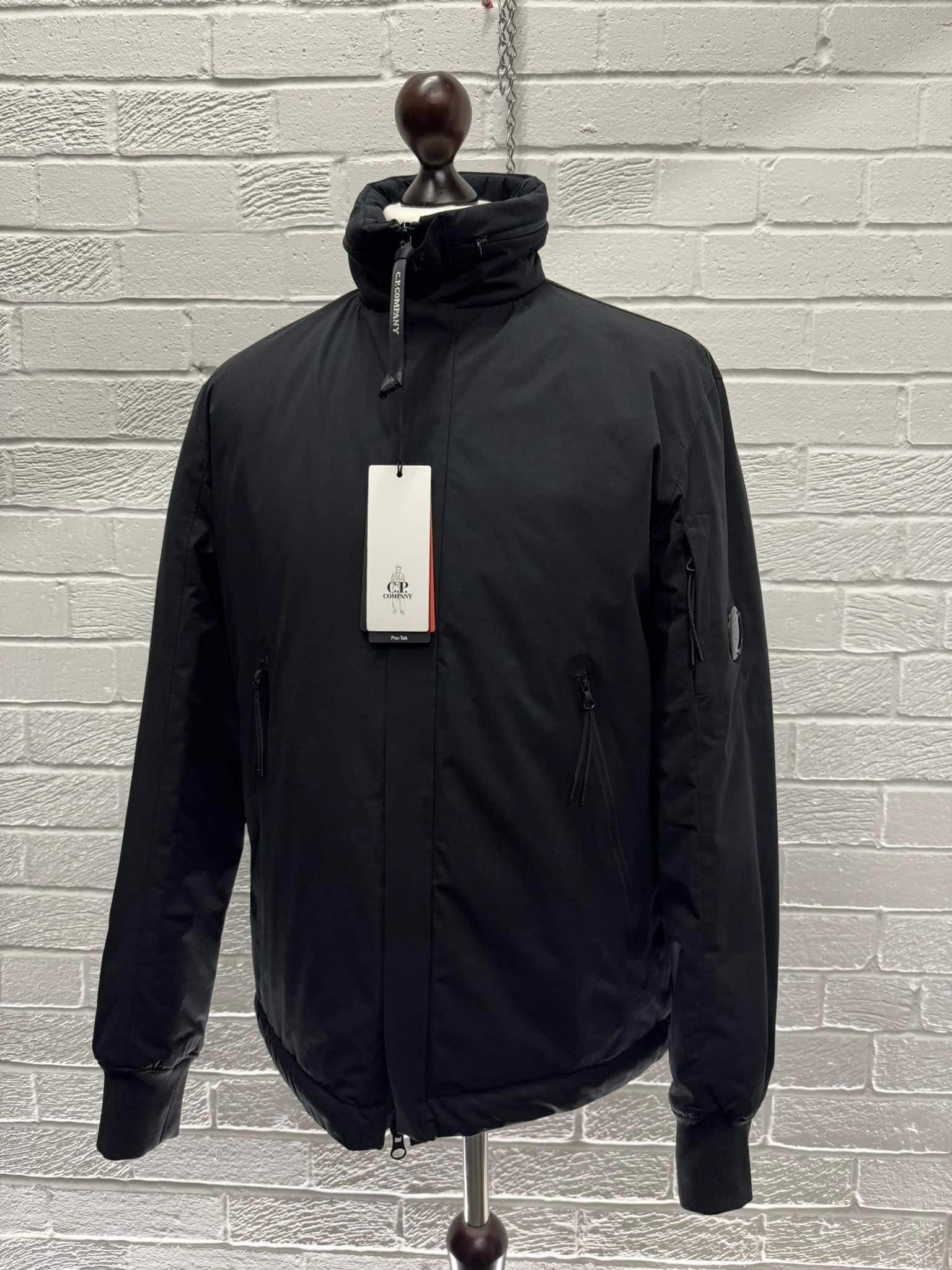 CP COMPANY PRO-TEK JACKET WITH PRIMALOFT IN BLACK - Size 50 