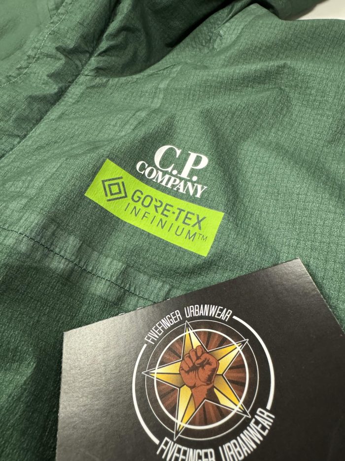 CP Company Gore G-type Hooded Jacket in Green - Size 50 / Large / p2p 24.5” - Image 3