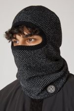 STONE ISLAND N18C6 REFLECTIVE BALACLAVA IN BLACK - Image 2