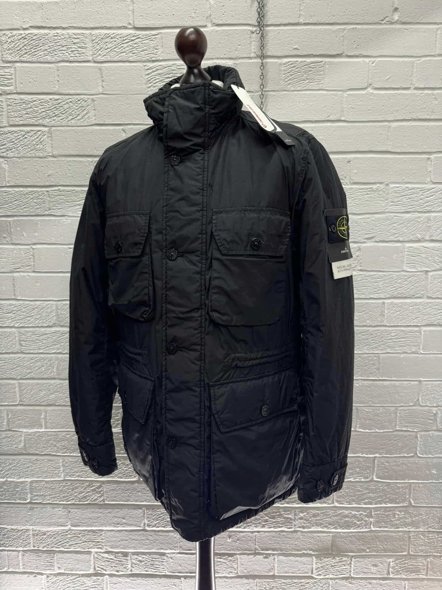 STONE ISLAND 43032 NASLAN LIGHT WATRO WITH PRIMALOFT-TC FIELD