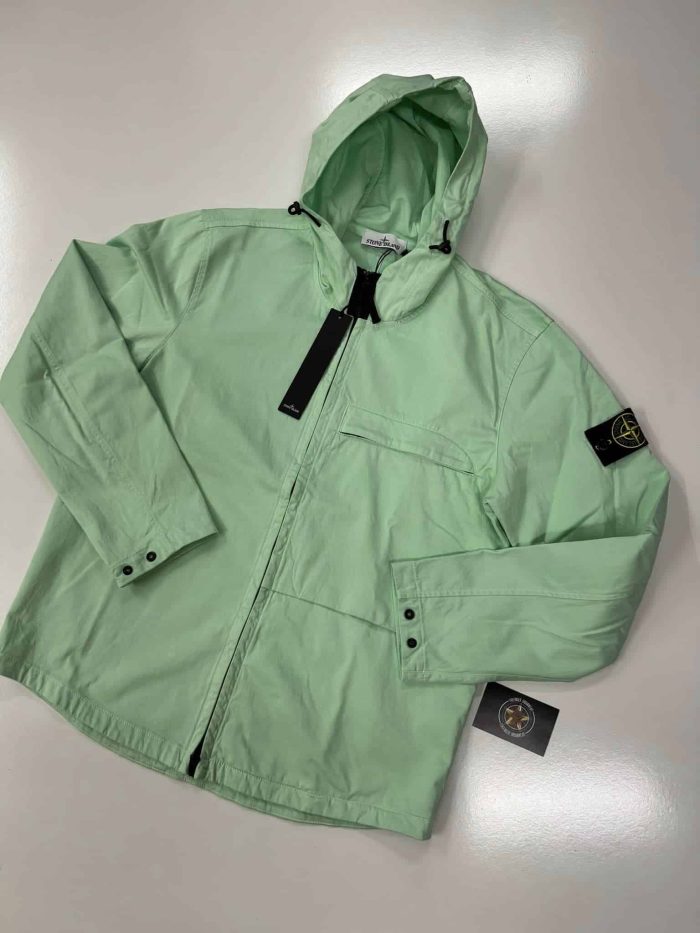 Stone island 11414 Green Hooded overshirt in stretch cotton wool satin - Large. / 23” p2p - Image 1