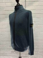 Brand new Stone Island 566T1 ‘Dust Color’ Treatment Cardigan knit in pure wool In Blue - Large  / P2P 22” - Image 4