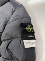 STONE ISLAND 44028 SEAMLESS TUNNEL NYLON DOWN-TC JACKET - Colour  Lead   -  Large / 25” p2p - Image 3
