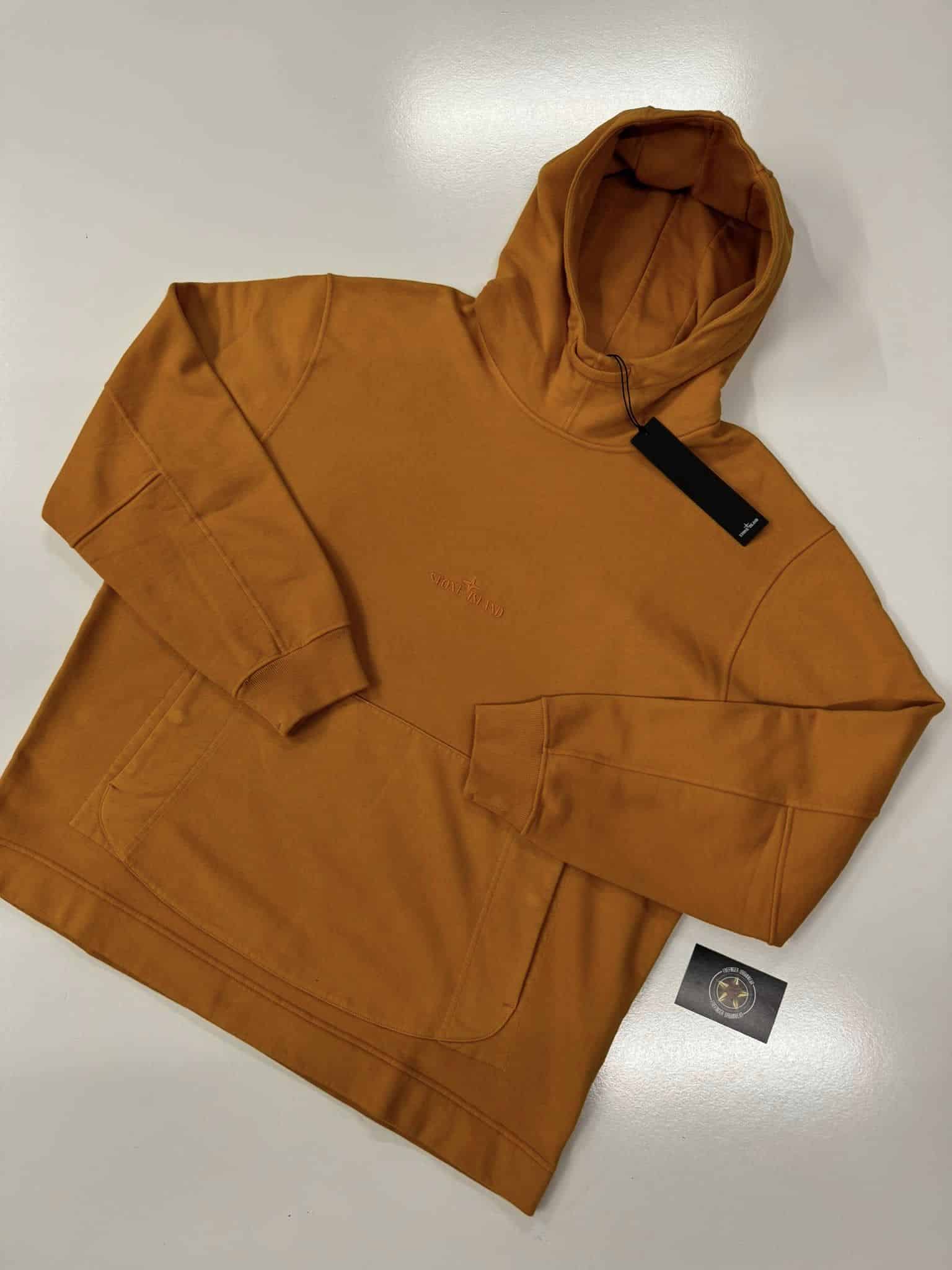 412861062_240005305794454_1203338127926905139_n Stone Island 65577 Hooded sweatshirt in brushed cotton fleece - Large / 25.5” p2p - Image 1