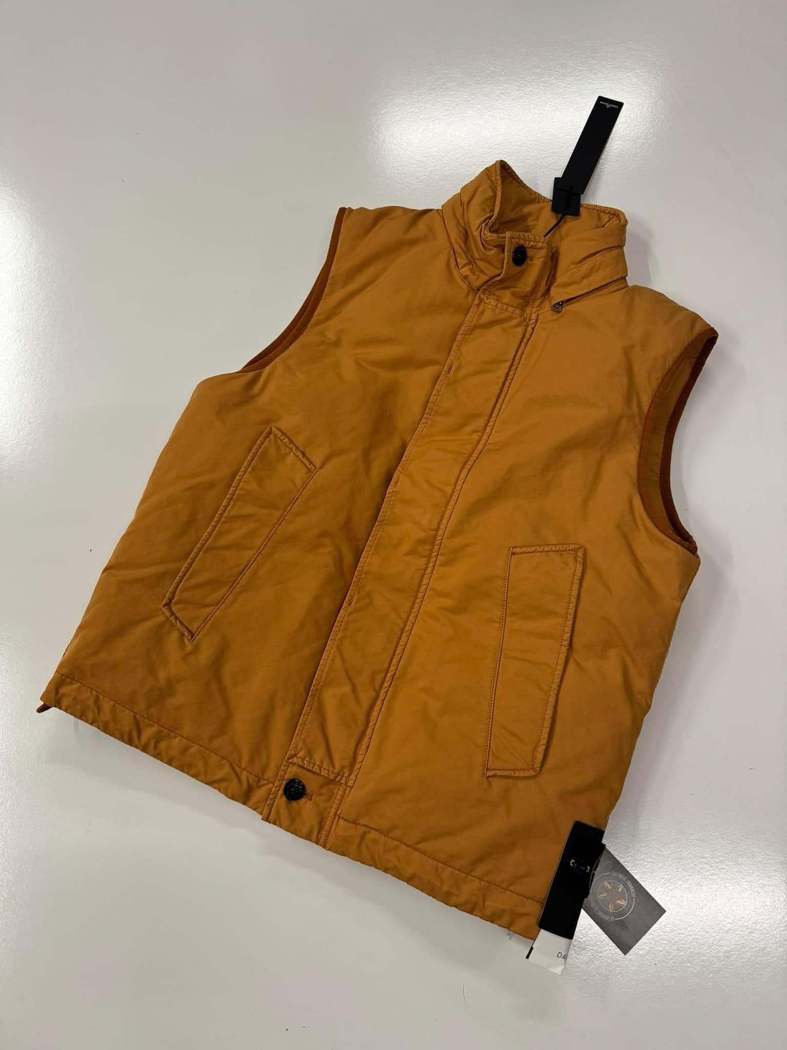 Stone Island G0549 David-TC Down Vest - Colour Rust Large / 23