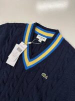 Lacoste winter cable knit wool pullover in navy   -  Size 3 / Small / P2P 20” - Image 4