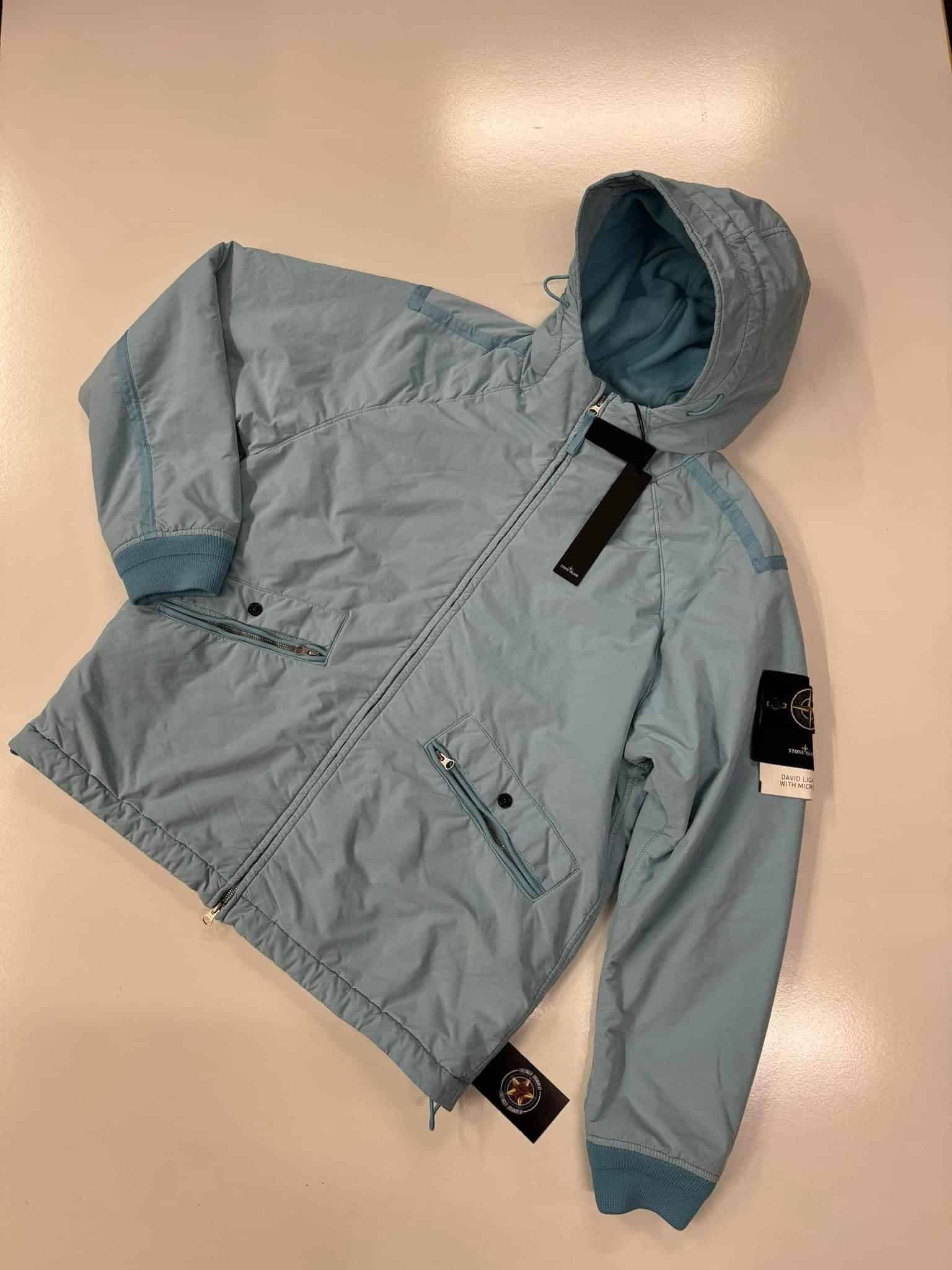 img_3951 Stone Island 41531 David Light-TC layered hooded jacket in sky blue. - Image 1