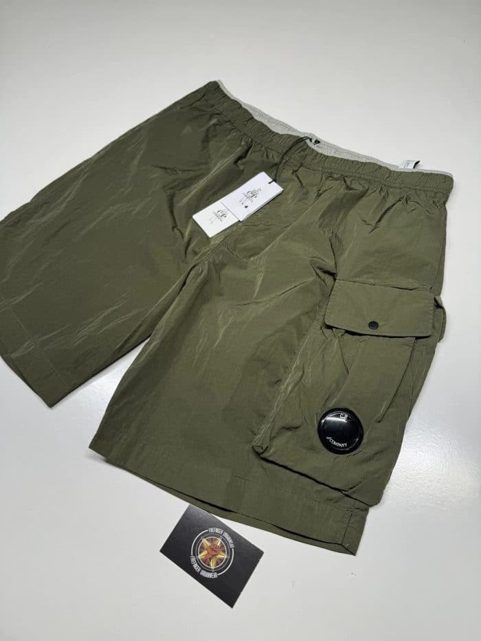 CP Company Mens 276A Chrome boxer swim shorts in Green - Image 2