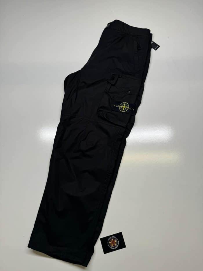 Stone Island 30203 Black Cargo trousers in light stretch cotton tela. - Image 5