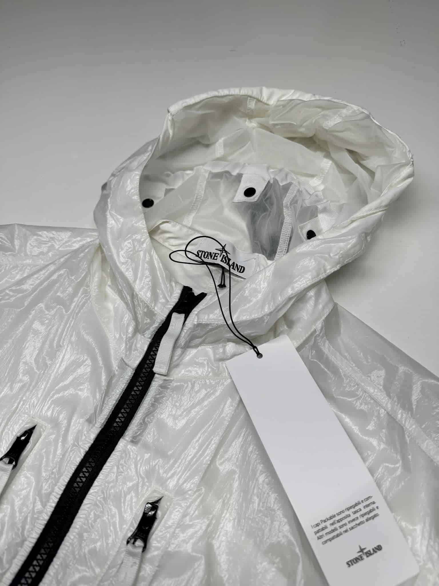 Stone Island 43034 Lucido-TC_Packable Hooded Jacket in Lucido-TC