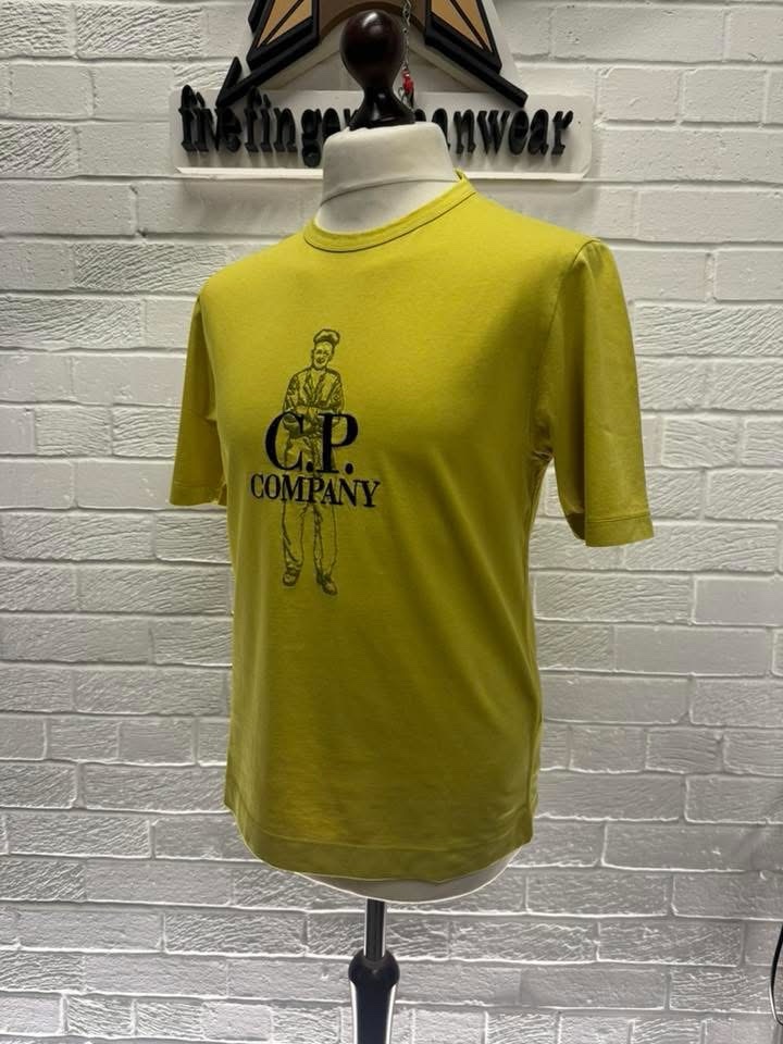 img_8036-3 CP Company Jersey 1020 T-Shirt in Yellow. - Image 1