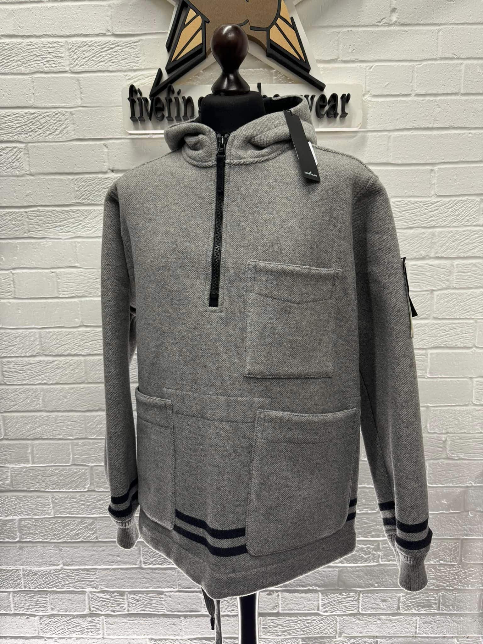 ジャケット・アウター STONE  PANNO JACKET Stone Island 43752 Panno Jacquard Anorak in Grey - Fivefinger