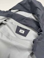C.P. Company Metropolis Series Gore-Tex 3L Infinium Jacket in Mauve  - Size 50 / Large  / p2p 23.5” - Image 8