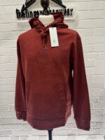 CP Company 262A Brushed & Emerized Diagonal Fleece Hoodie in scooter red. - Image 4