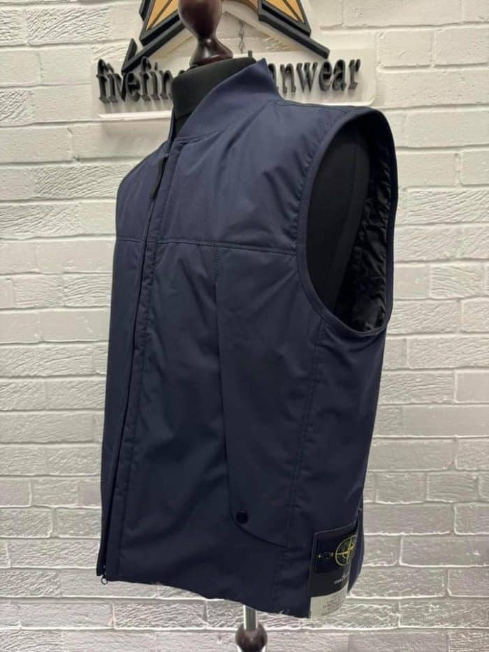 Stone Island G0121 Soft Shell-r_e.dye® Technology in Recycled Polyester With Primaloft® Insulation Technology Vest - Image 5