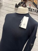 C.P. company 146A  crew knit in sea island cotton in navy - Size 44 / XS / P2P 20” - Image 7