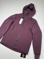 CP Company C.P. Shell-R Goggle Jacket in purple Size 50 / Large / 22” p2p