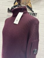 C.P. Company Turtleneck Re-Wool pull over in purple - Size 50 / Large / 22.5” P2P - Image 2