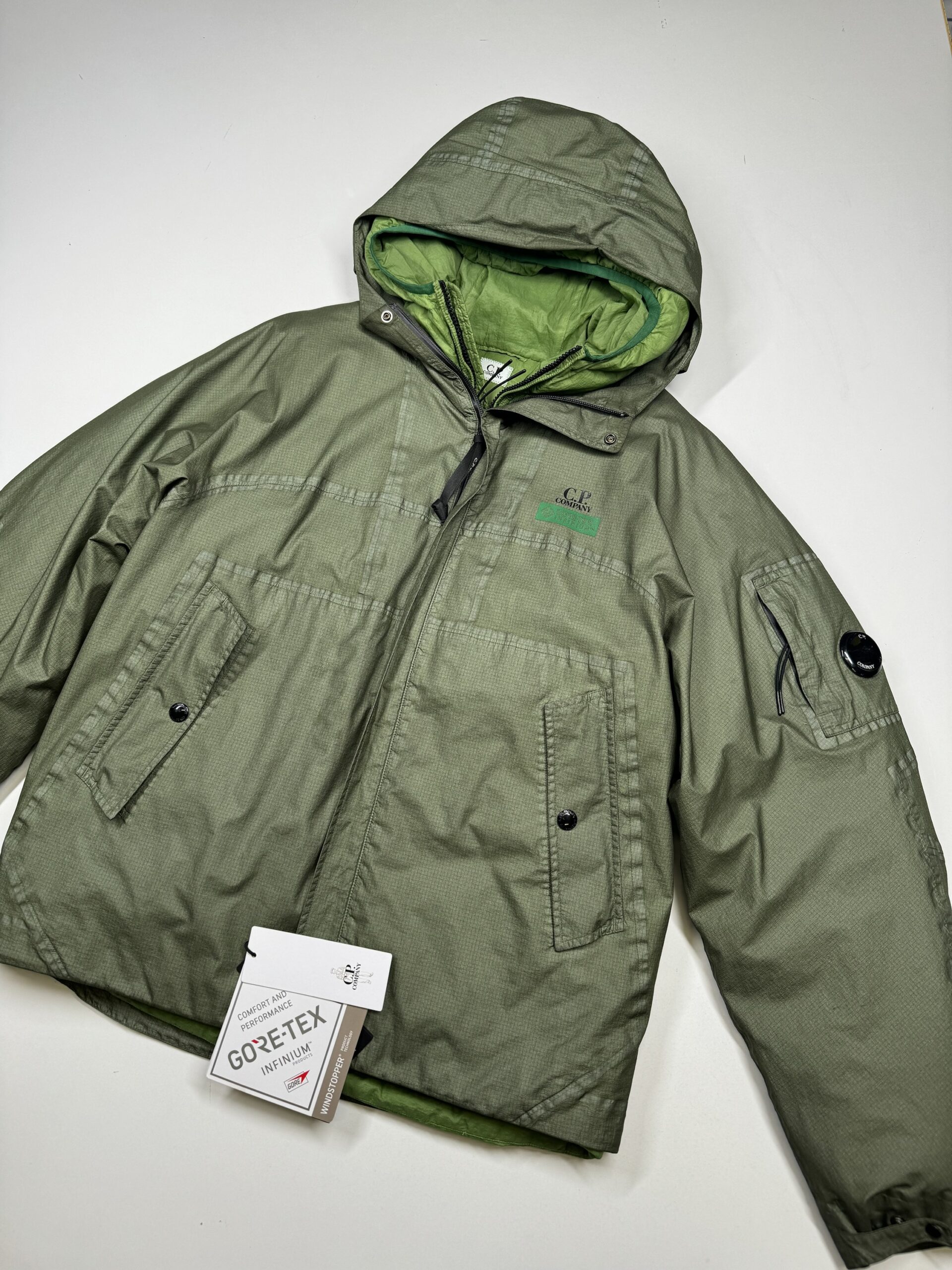 CP Company Goretex Infinium Mixed Hooded 2 in 1 Jacket - Green