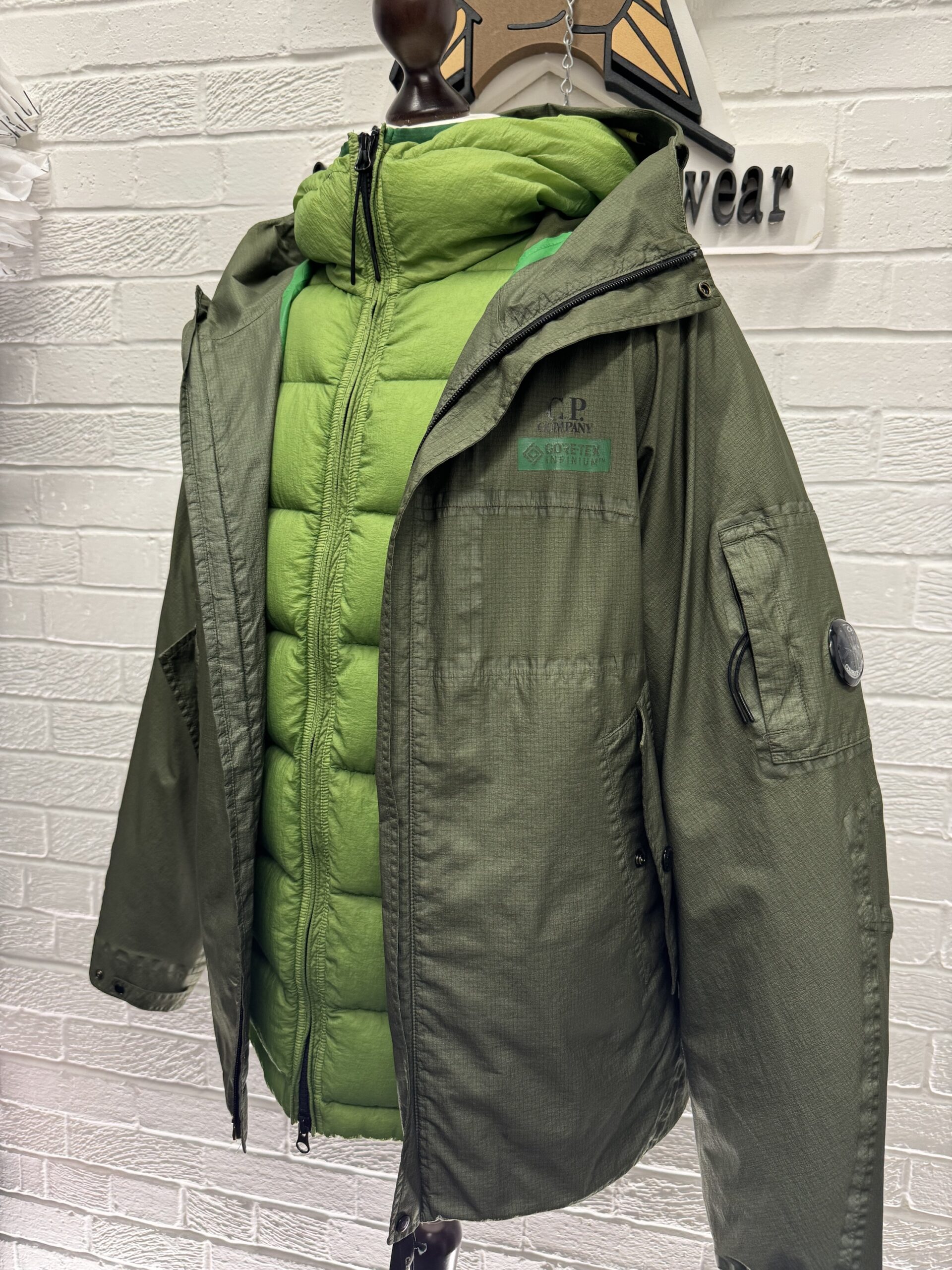 CP Company Goretex Infinium Mixed Hooded 2 in 1 Jacket - Green