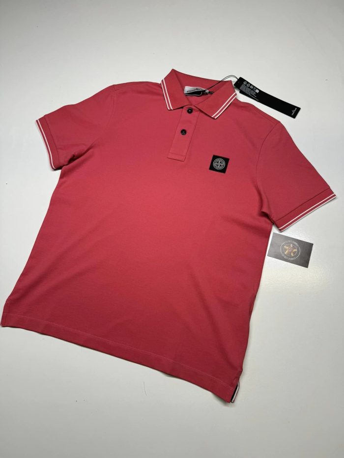STONE ISLAND 2SC18 Short-sleeve polo shirt in stretch piqué.   COLOUR : CYCLAMEN  -Small. / 20” p2p - Image 1